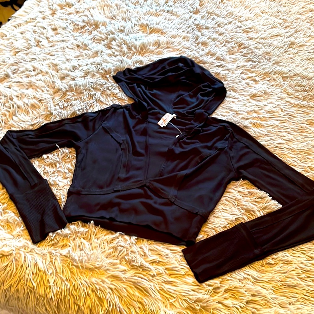 Small cropped hoodie